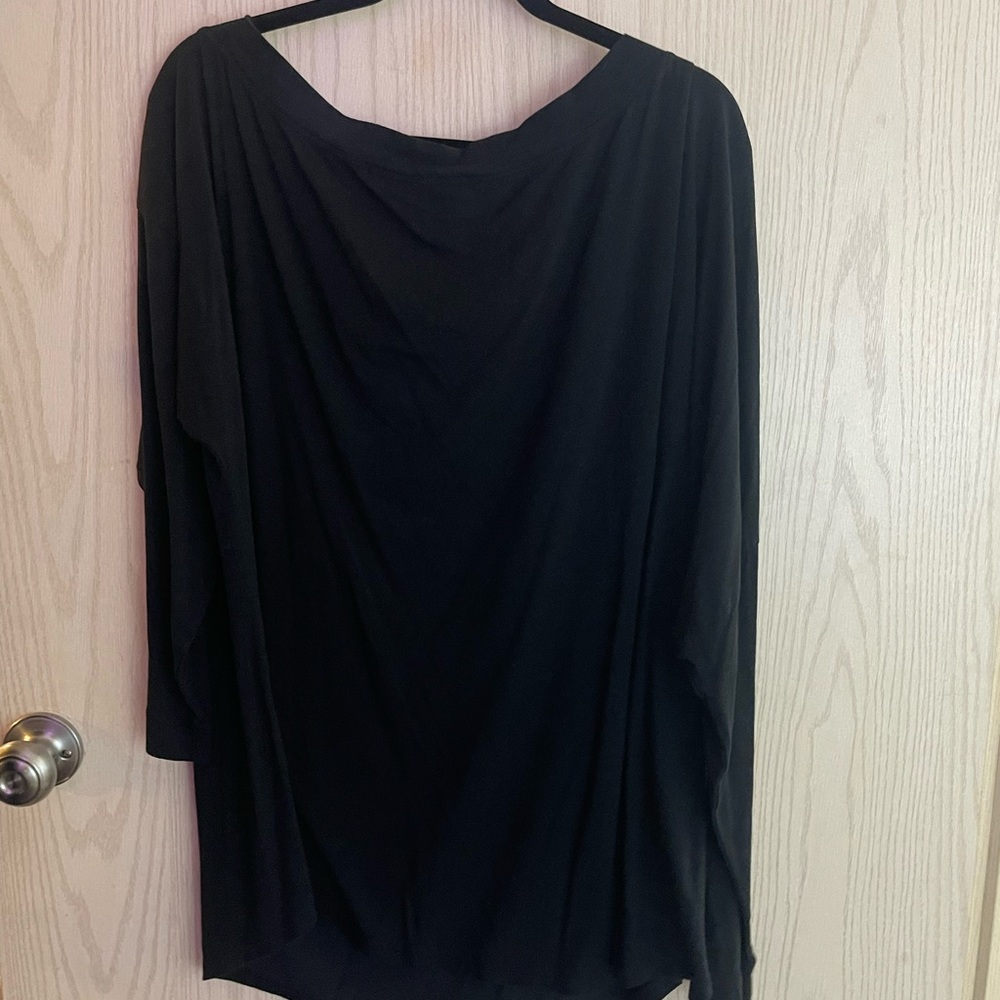 Scoopneck long sleeve universal standard‎ shirt